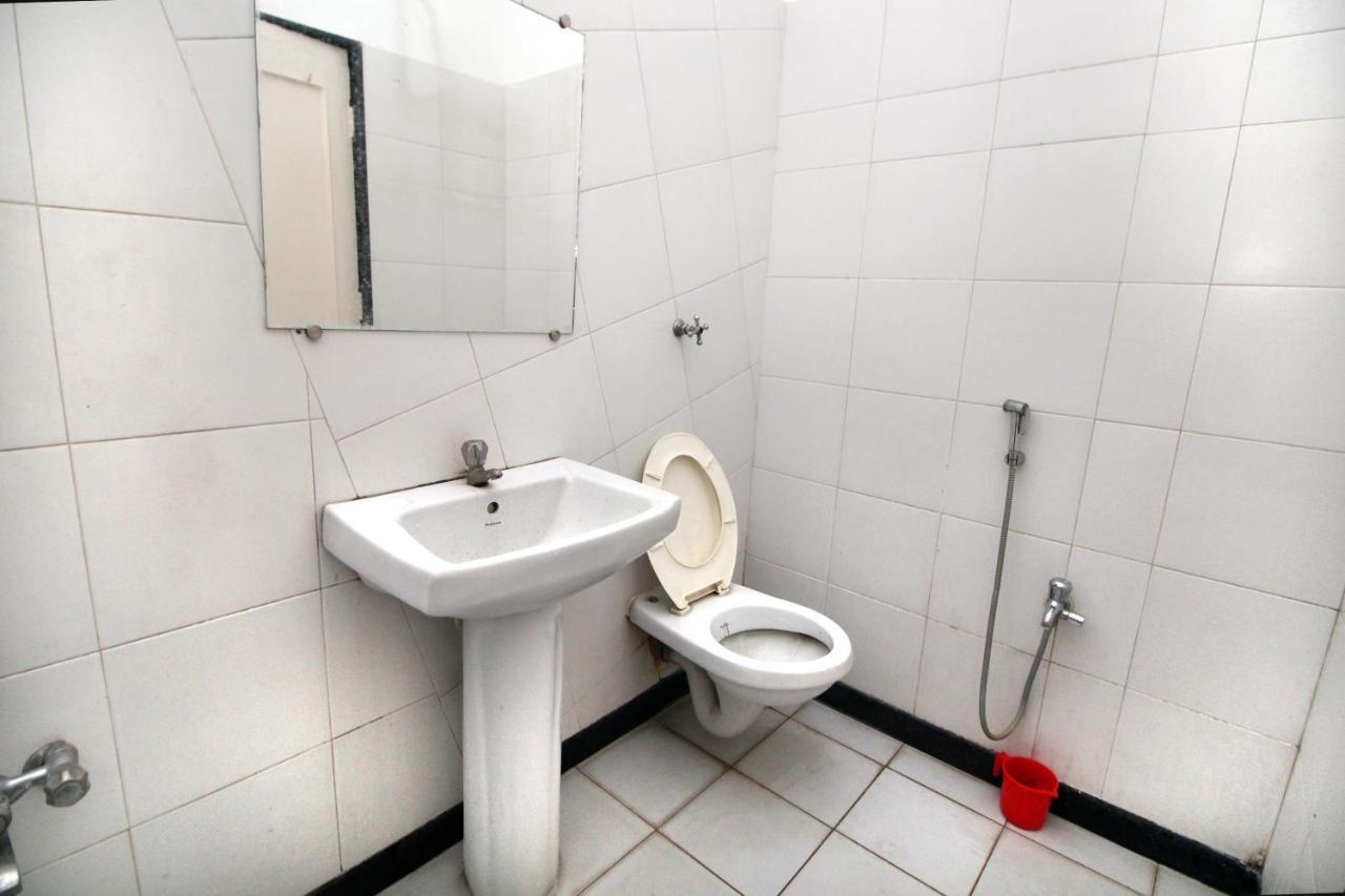 Hotel Gomatgiri Aurangabad  Zewnętrze zdjęcie